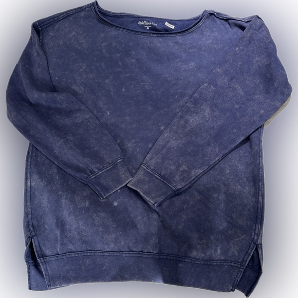 ⭐️NWOT⭐️ Rebellious One: Women’s Long Sleeve Shirt- Size XL - Picture 1 of 8